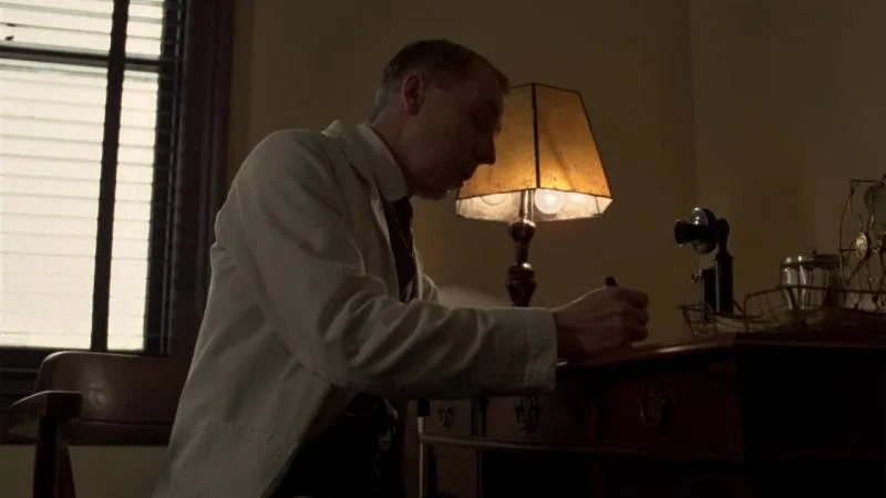 Кадры из сериала Подпольная Империя (2010)